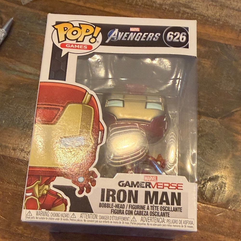 Funko GamerVerse Iron Man - Red, Gold